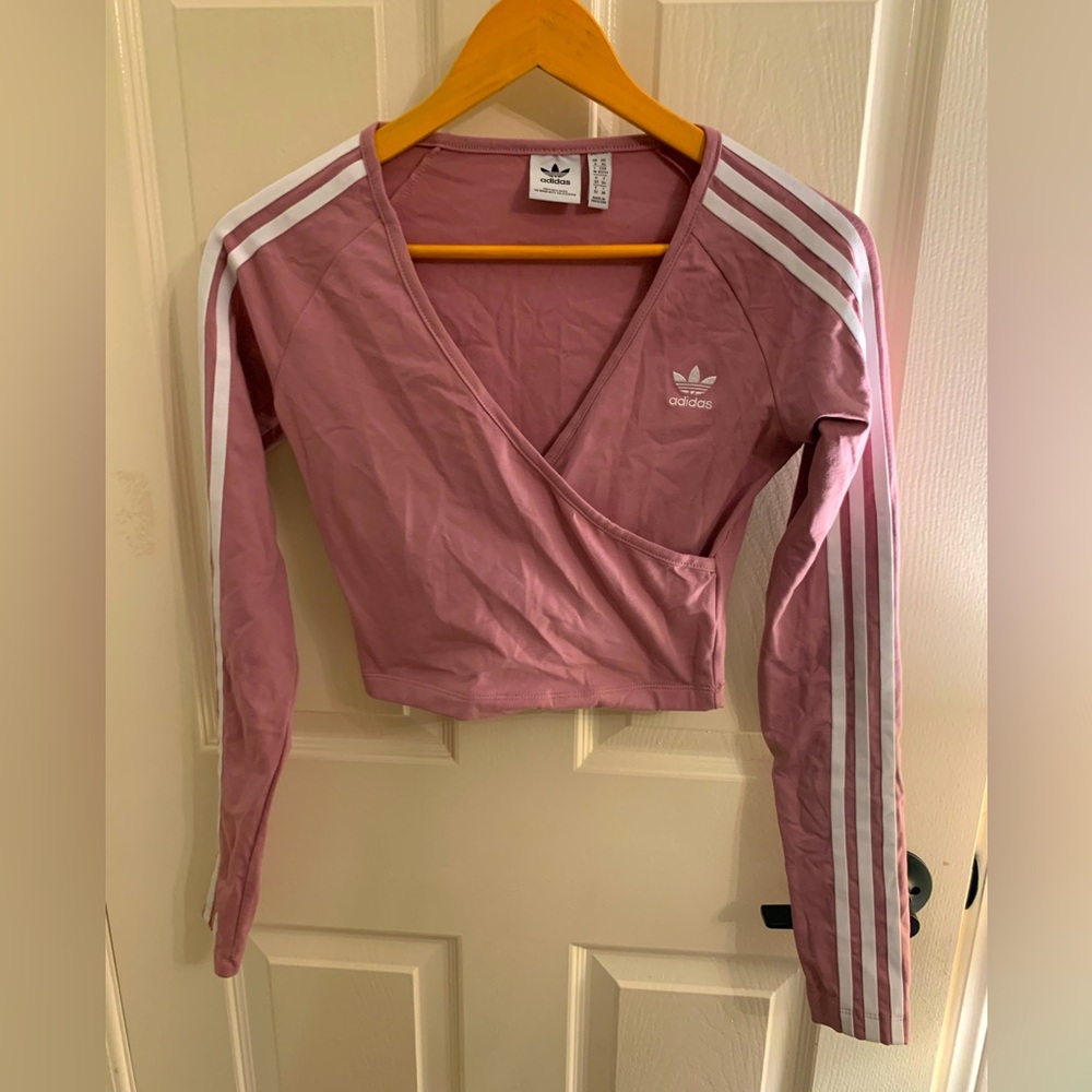 Adidas 3 stripe cropped sports top